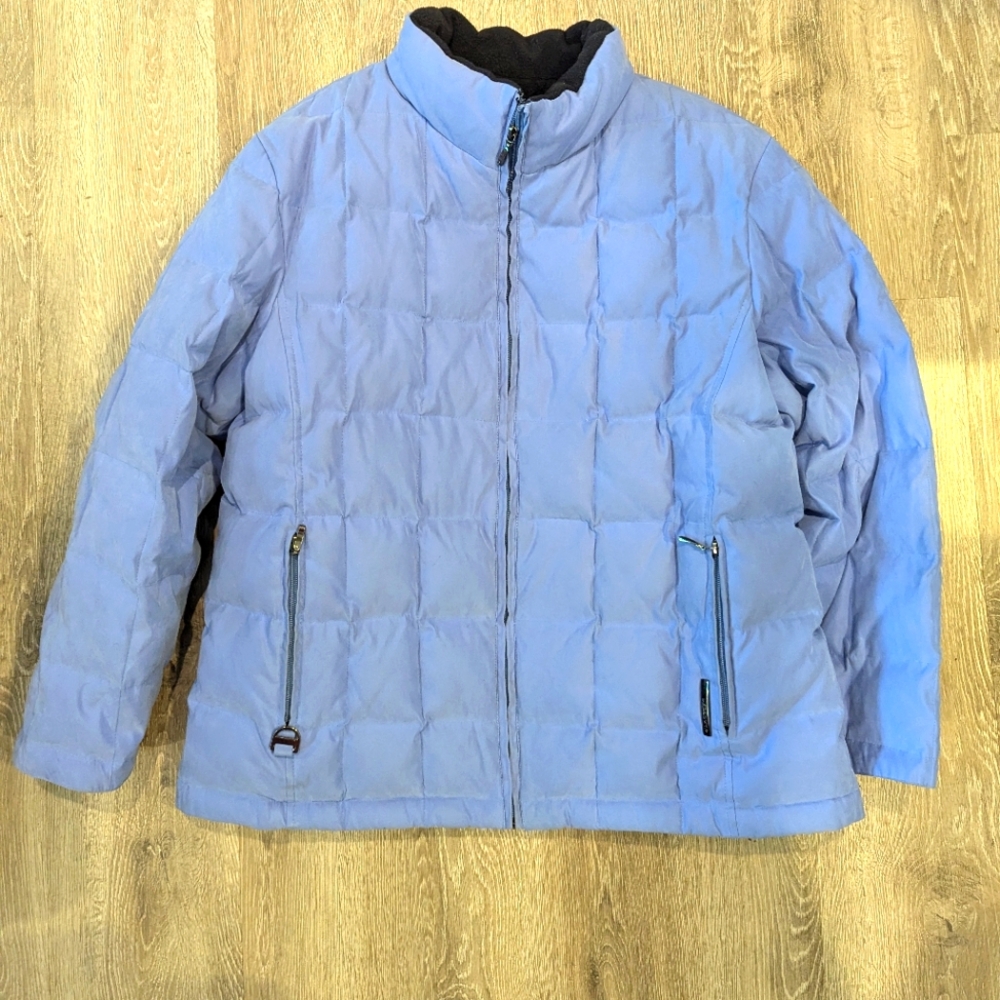 Liz Claiborne Gorgeous Periwinkle Quilted Down Jacket. #48